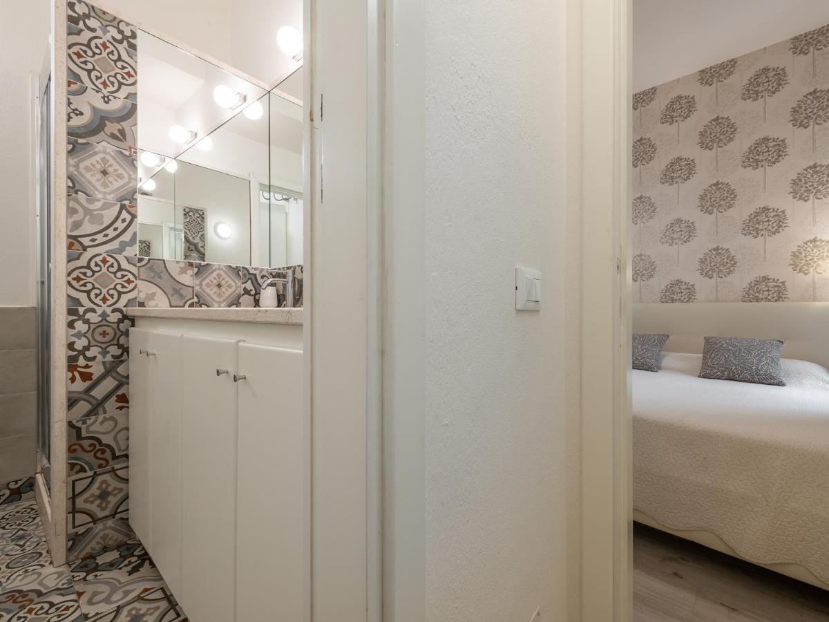 Marco'S Stylish Home In The Heart Of Cagliari Ngoại thất bức ảnh