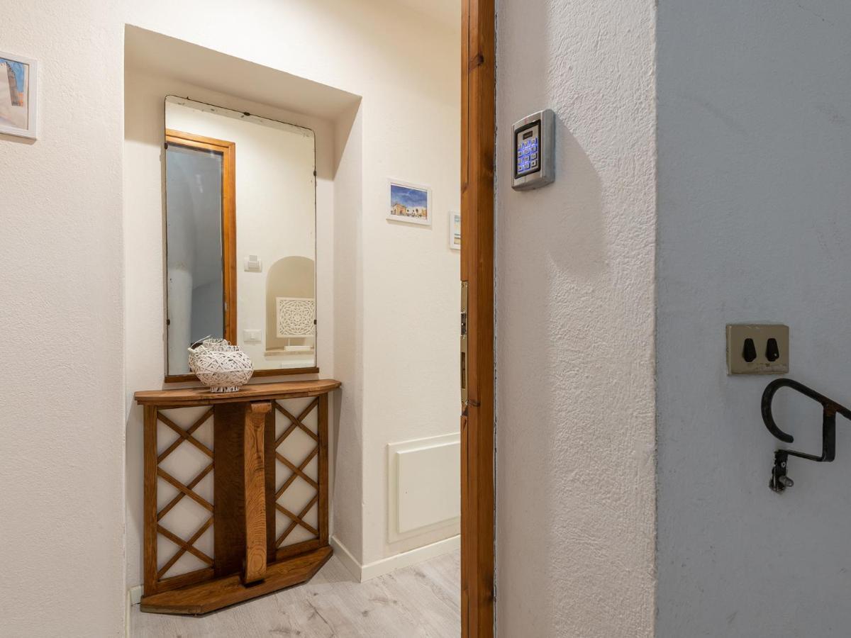 Marco'S Stylish Home In The Heart Of Cagliari Ngoại thất bức ảnh